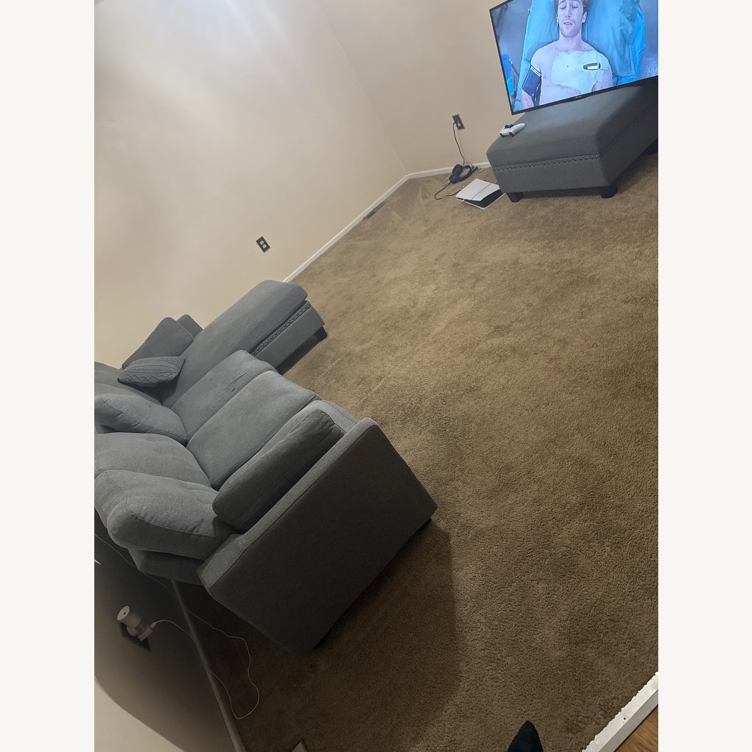 Light Gray Fabric 2 Piece Sectional - image-8