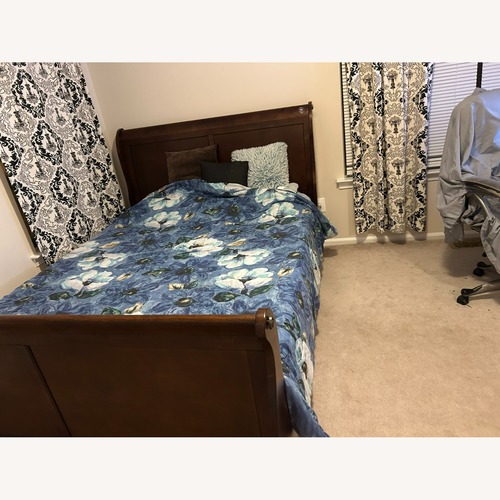 Used American Signature Furniture Dark Brown Headboard for sale on AptDeco