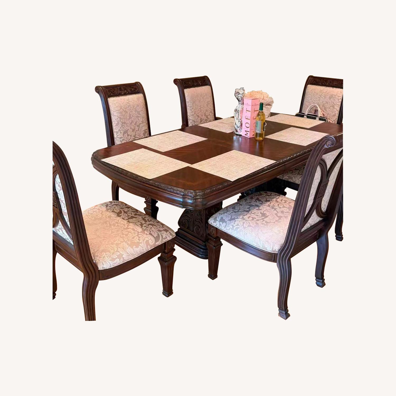 Elegant 6-Piece Dining Table Set - image-0