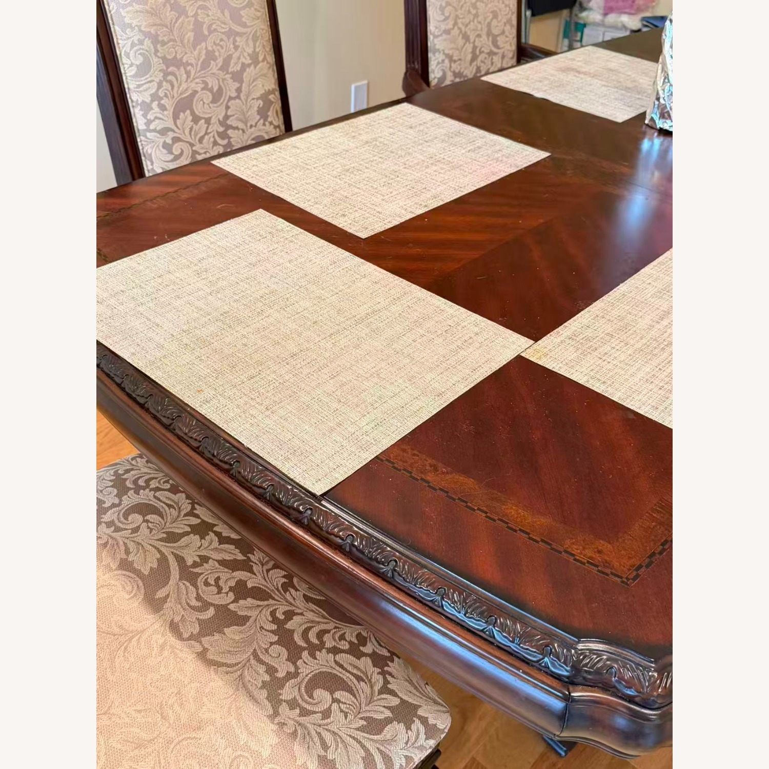 Elegant 6-Piece Dining Table Set - image-6