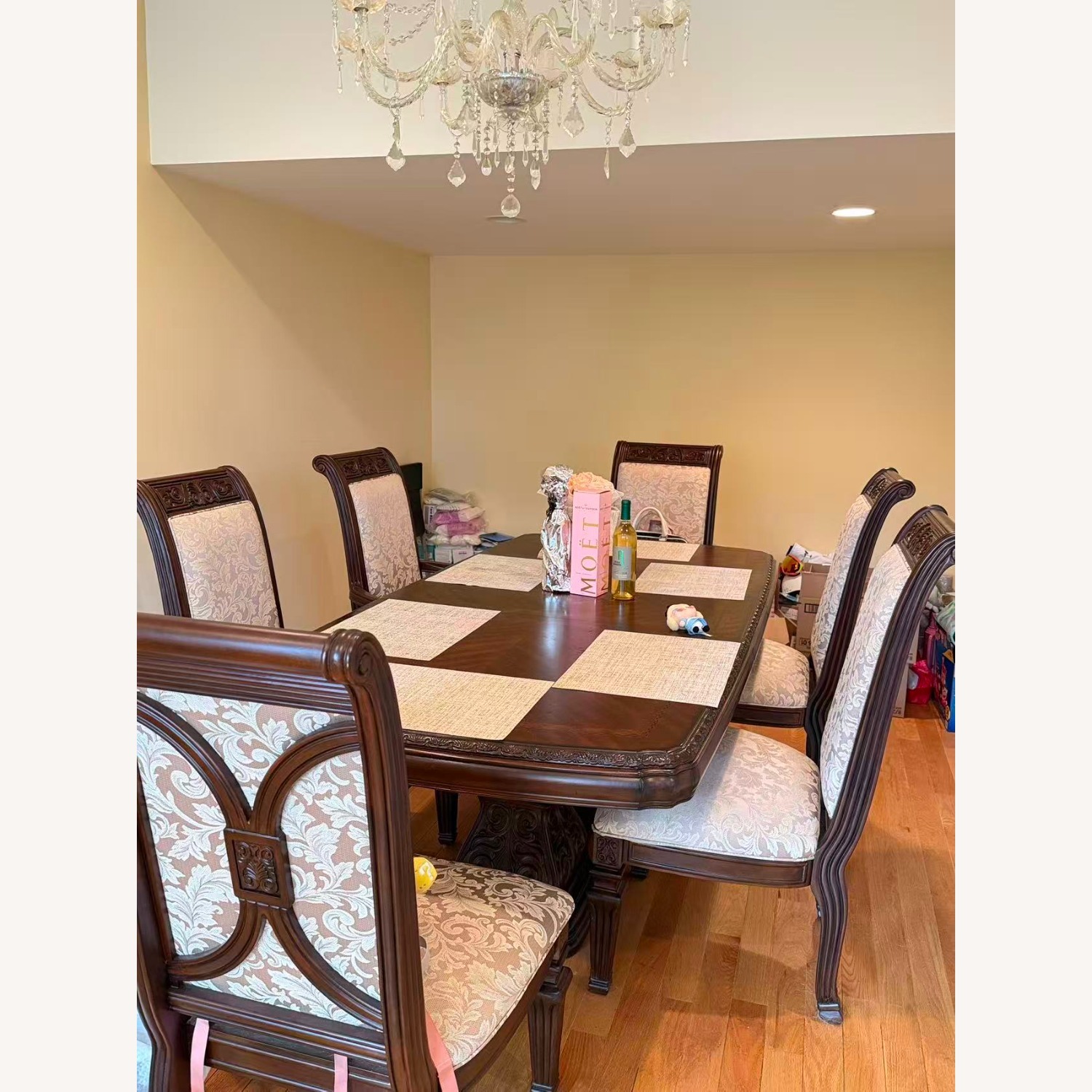 Elegant 6-Piece Dining Table Set - image-3