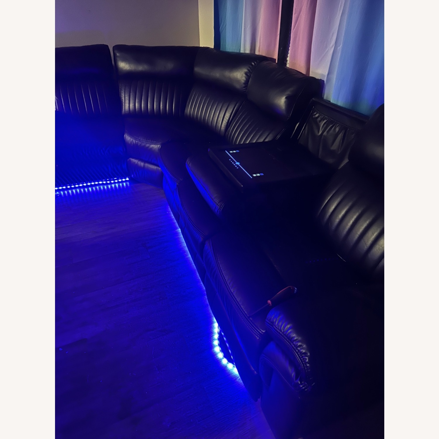 Black Leather 3+ Piece Sectional - image-7