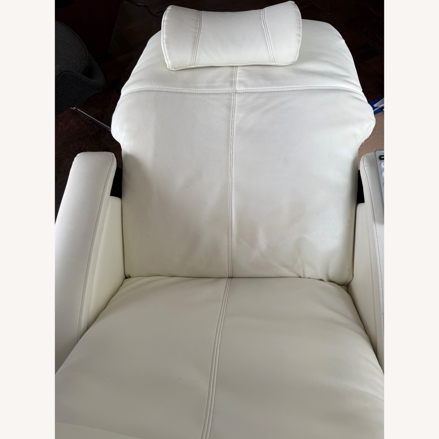 Svago Zero Gravity White Faux Leather Recliner - image-1