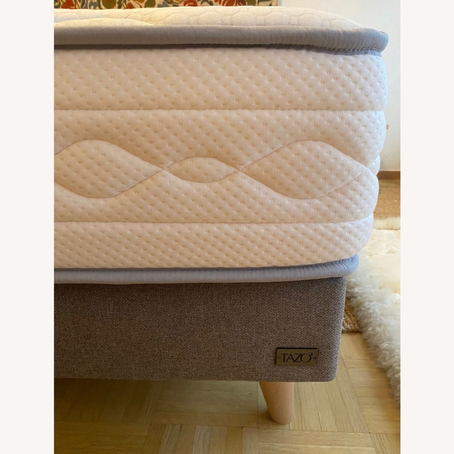 Light Gray Queen Bed - image-3