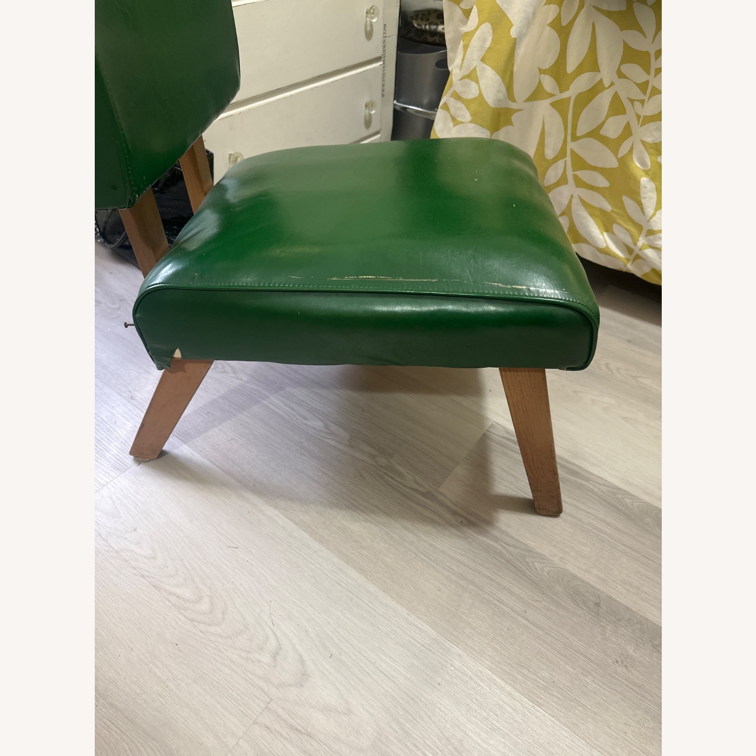 Red and Kelly Green Vinyl Accent Chairs - image-3