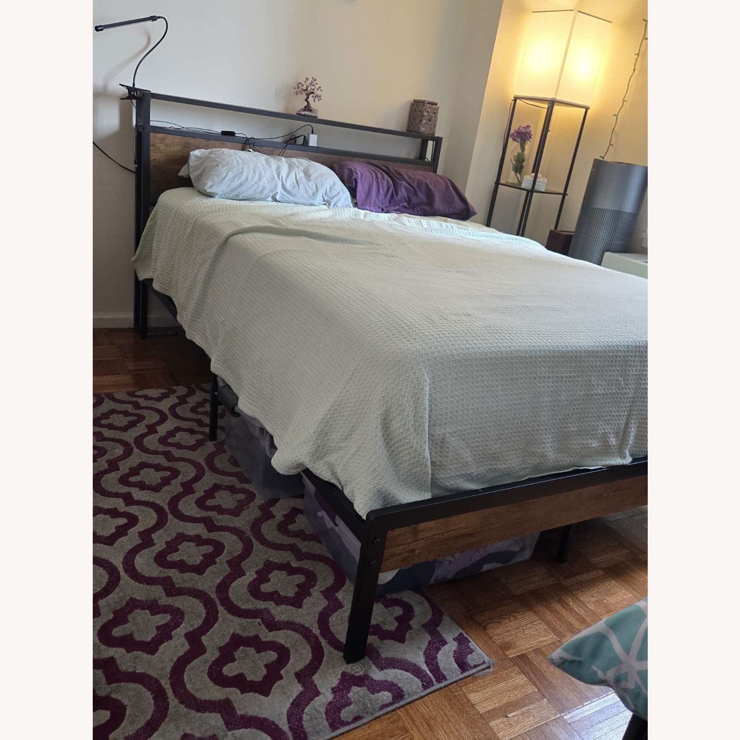 Dark Brown Wood Full Bed - image-2