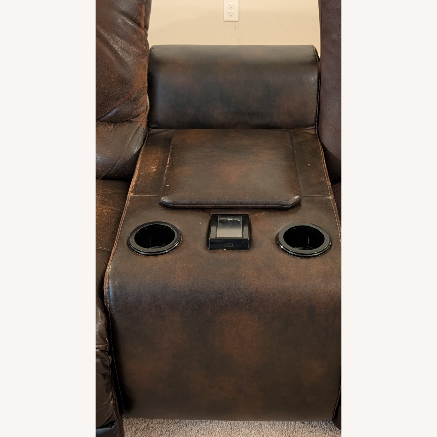 Reclining Media Sectional W Console - image-4
