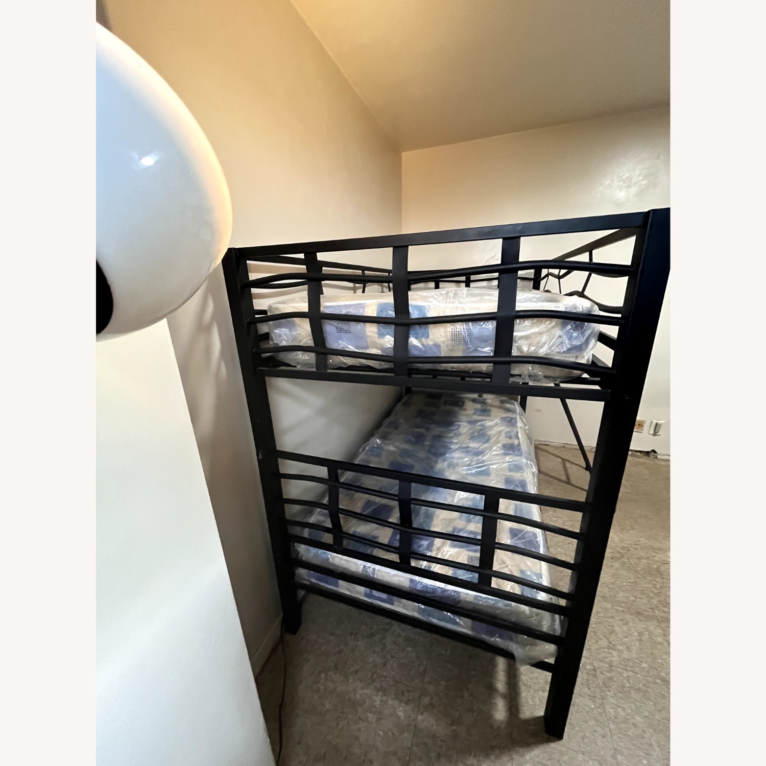 Twin-Star Home Black Metal Bunk Bed - image-4