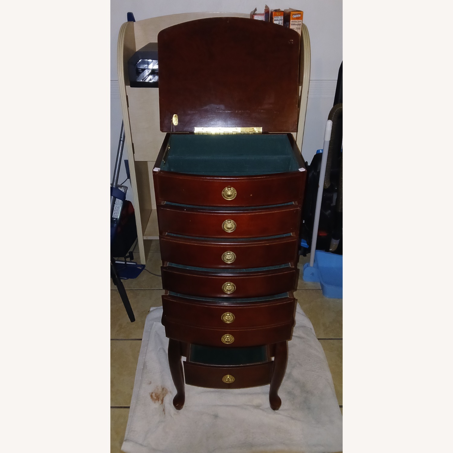 Thomas Pacconi Flatware Chest Norfolk Va - image-4