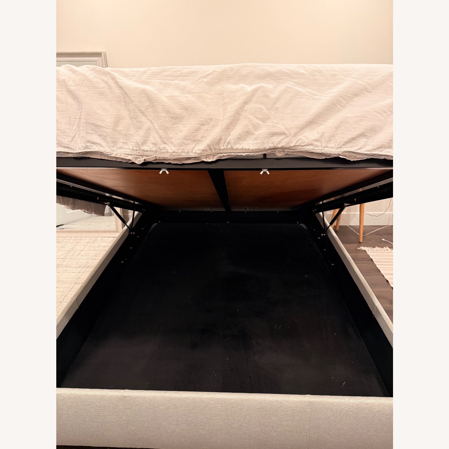 Mitchell Gold + Bob Williams Light Gray Queen Bed - image-3