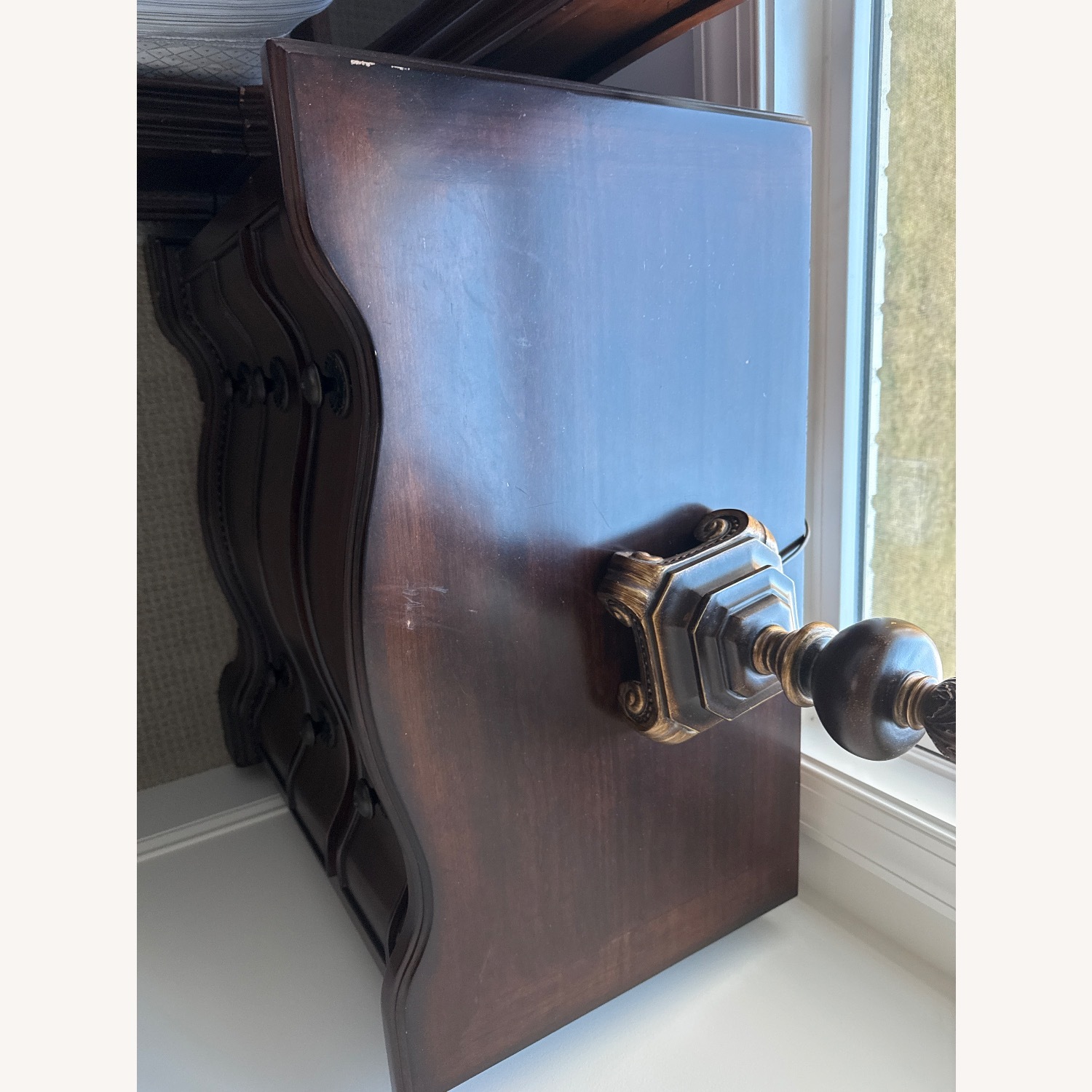 Two Nightstands With Velvet Lined Top Drawers - image-4