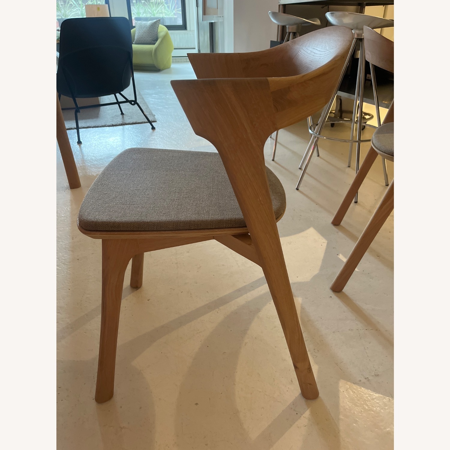 Natural Oak Wood W Seat Cushion - image-3