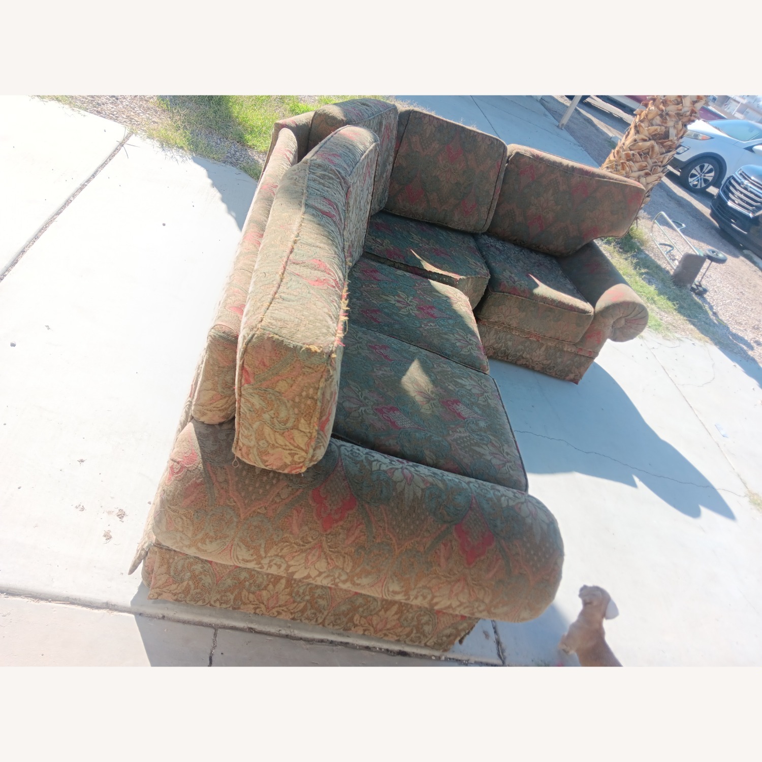 Vintage/Antique Green 3+ Piece Sectional - image-2
