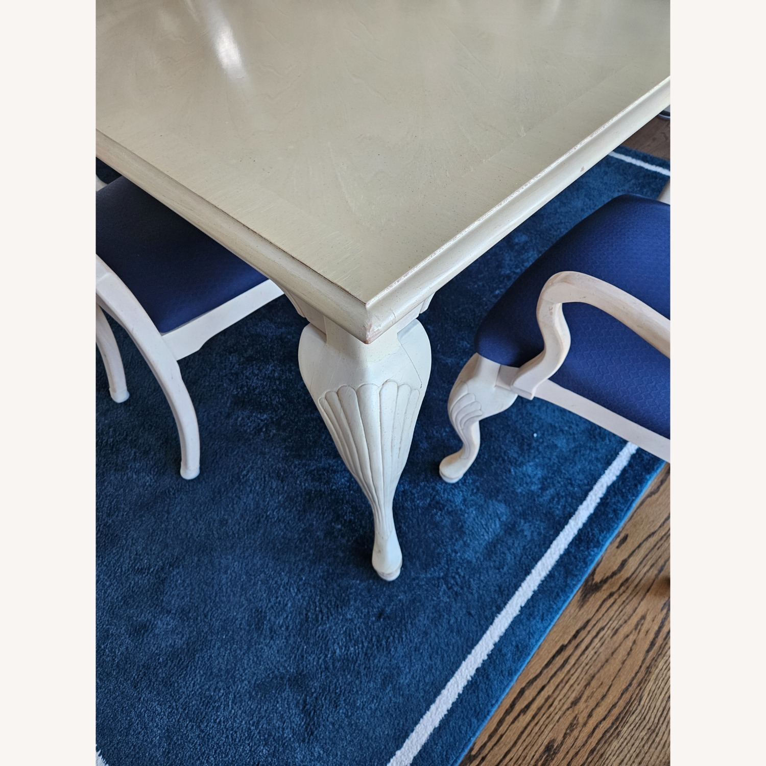 Stanley Endeavor Dining Room Set - image-4