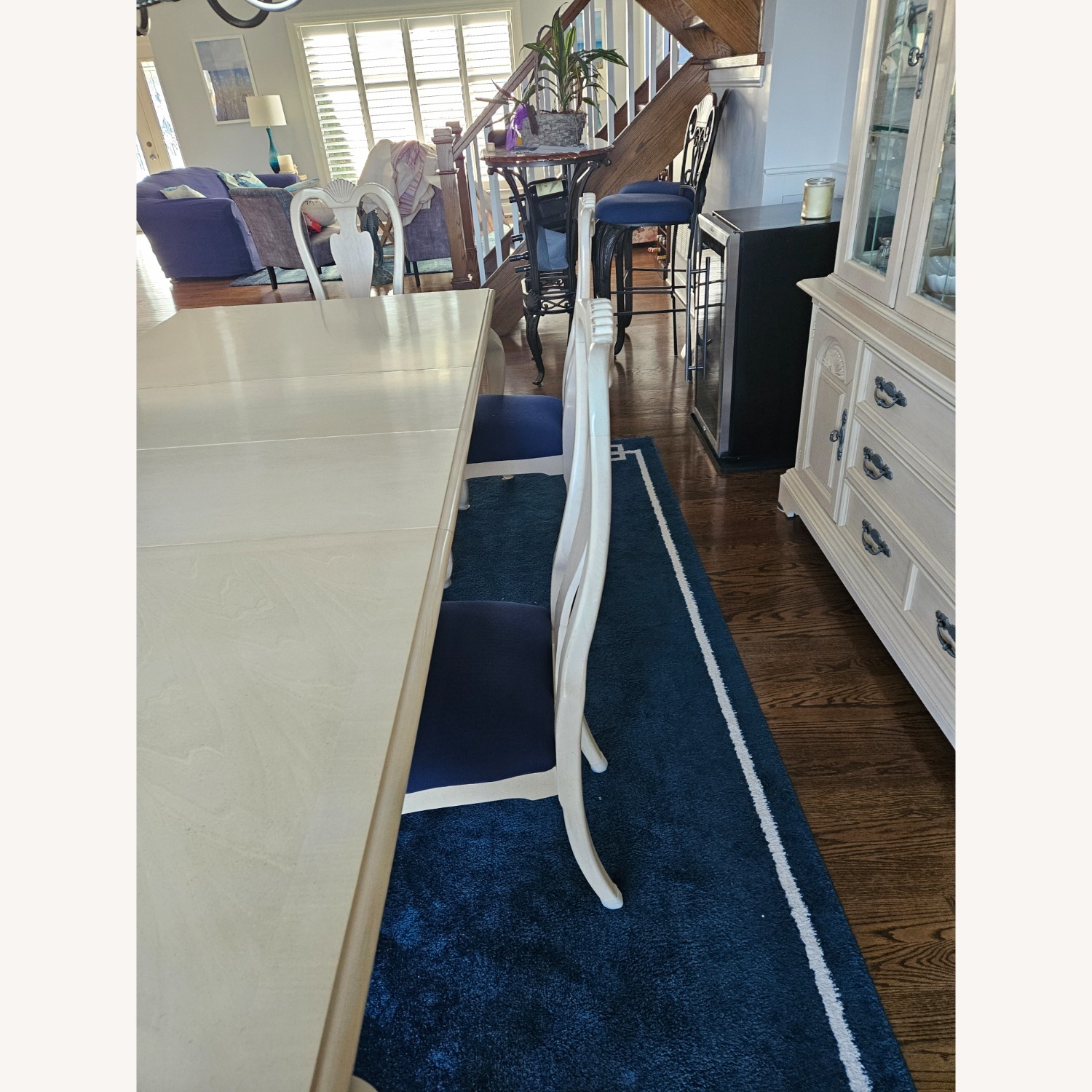 Stanley Endeavor Dining Room Set - image-5