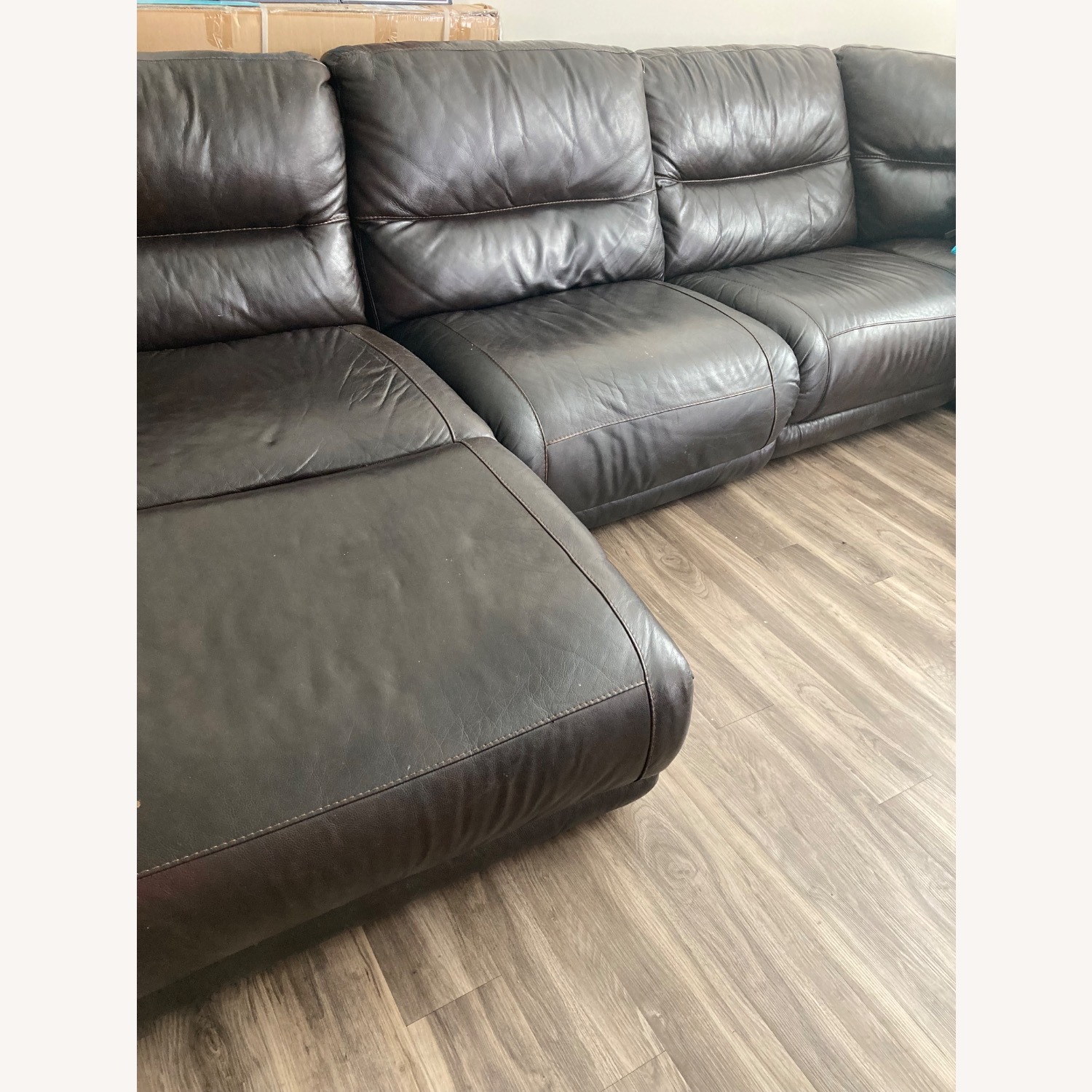 Macy's 6 Piece Leather Sectional - image-10