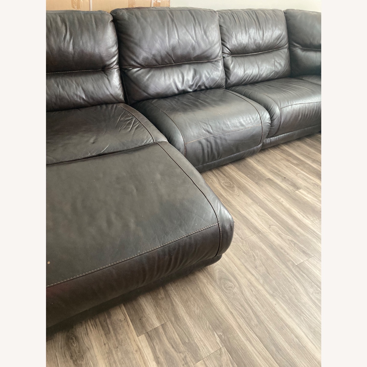 Macy's 6 Piece Leather Sectional - image-9