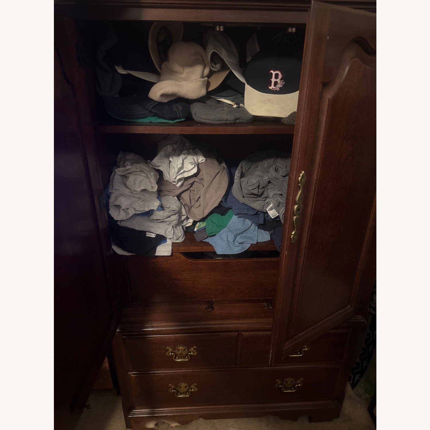 Bob's Discount Furniture Dresser - image-4