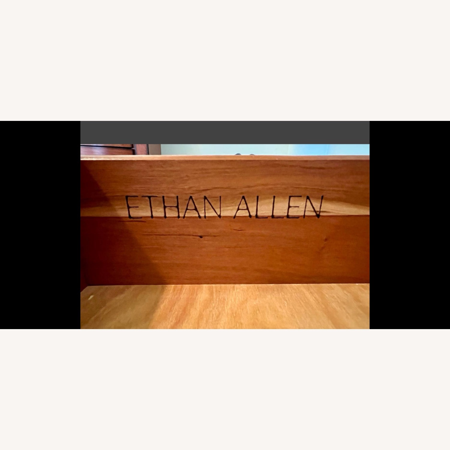 Ethan Allen Medallion 1990’s 9 Drawer Dresser - image-11