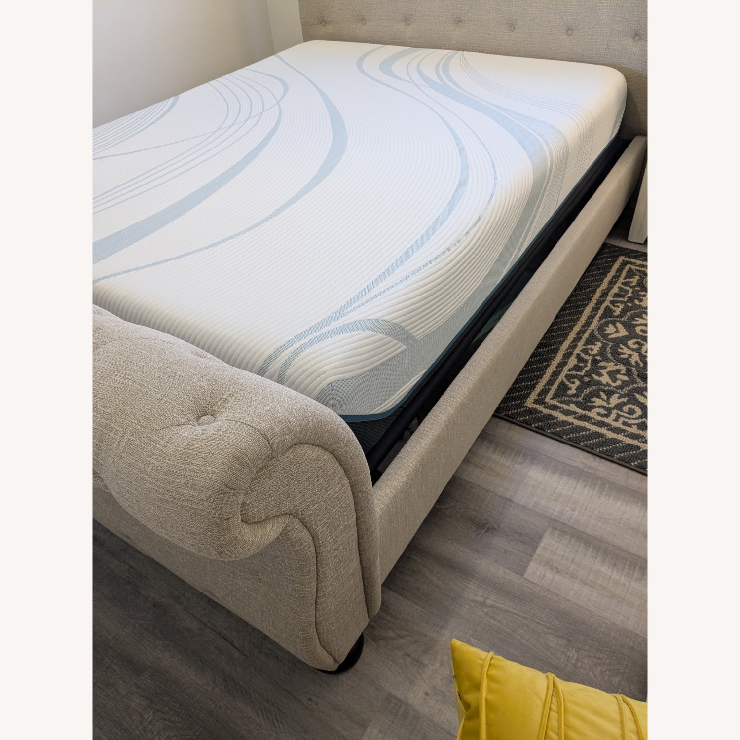 Liberty Furniture Slay Bed  - image-2