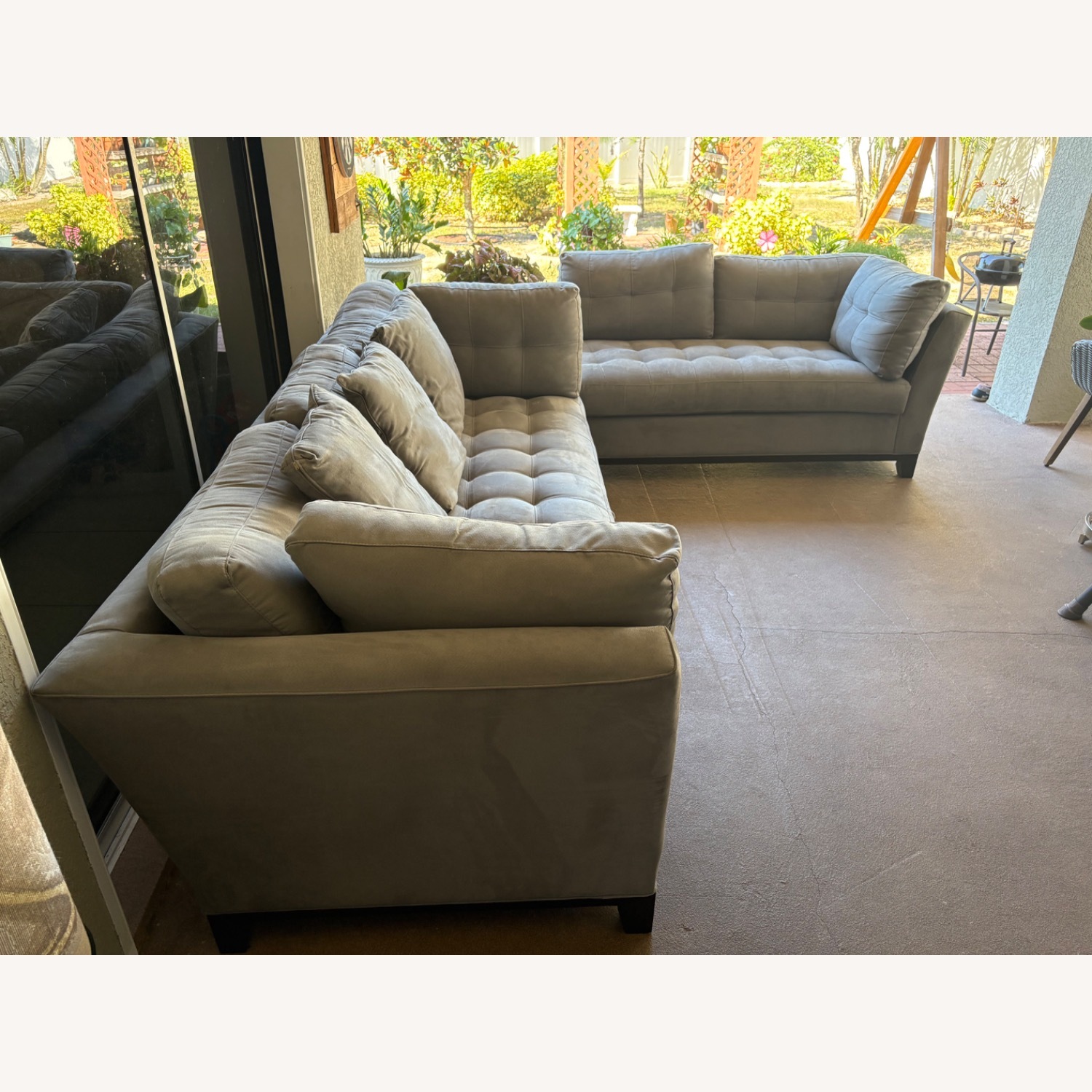 Rooms To Go Cindy Crawford Metropolis 2 pc Sectional - image-1