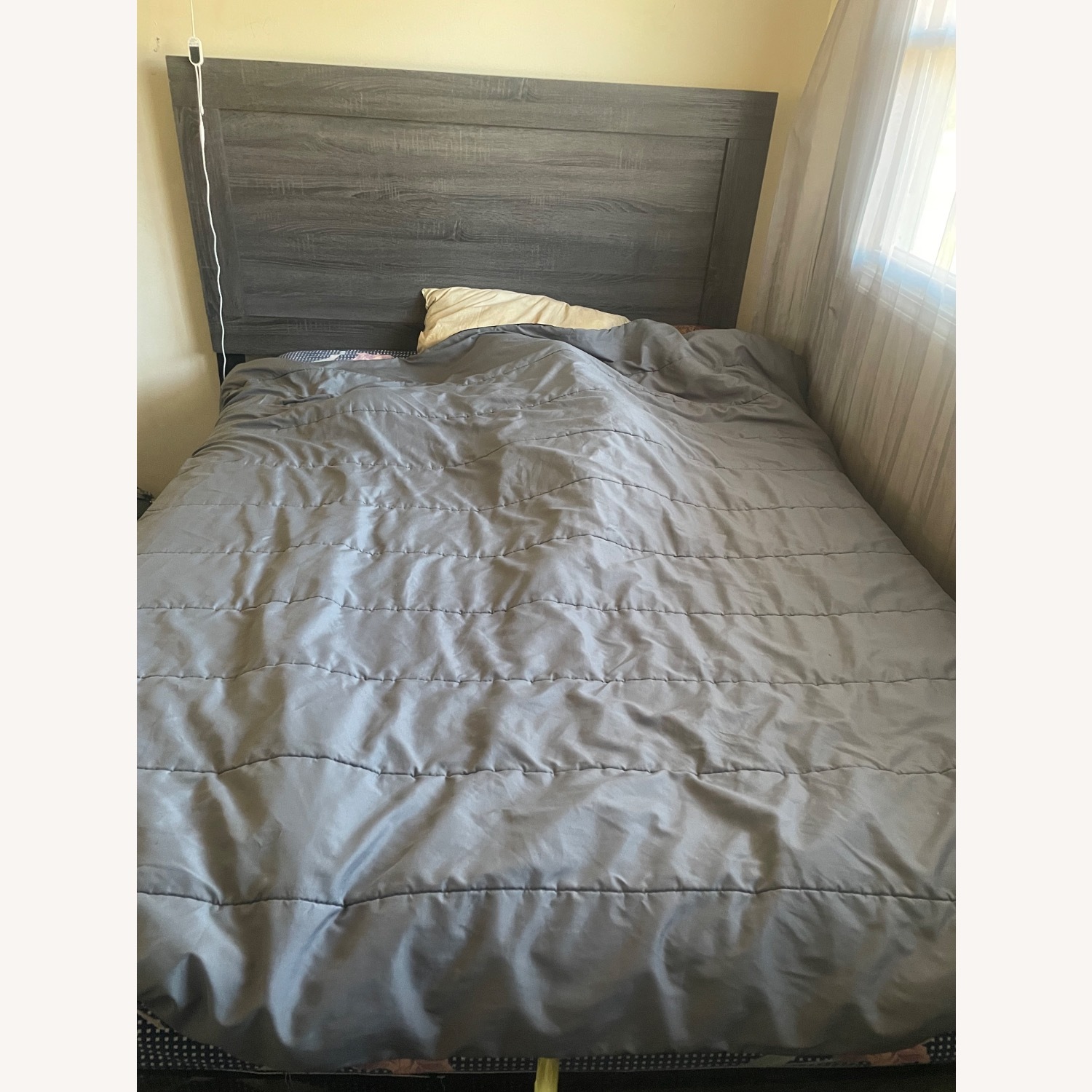 Dark Gray Wood Queen Bed - image-2