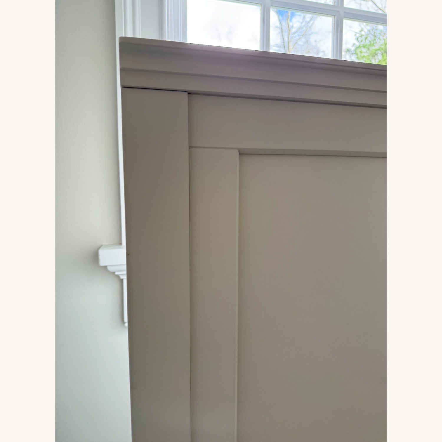 Hapmton Bed White Wood Twin Bed - image-4