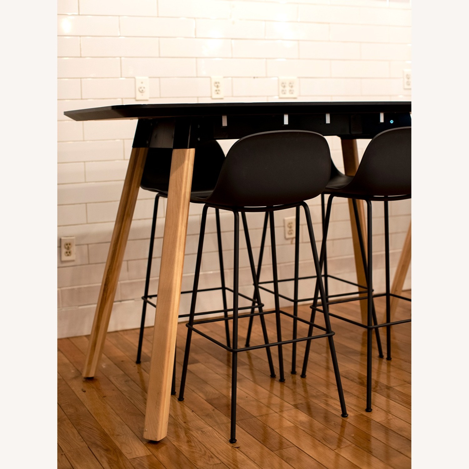 Knoll Rockwell Unscripted® Tall Table - image-6