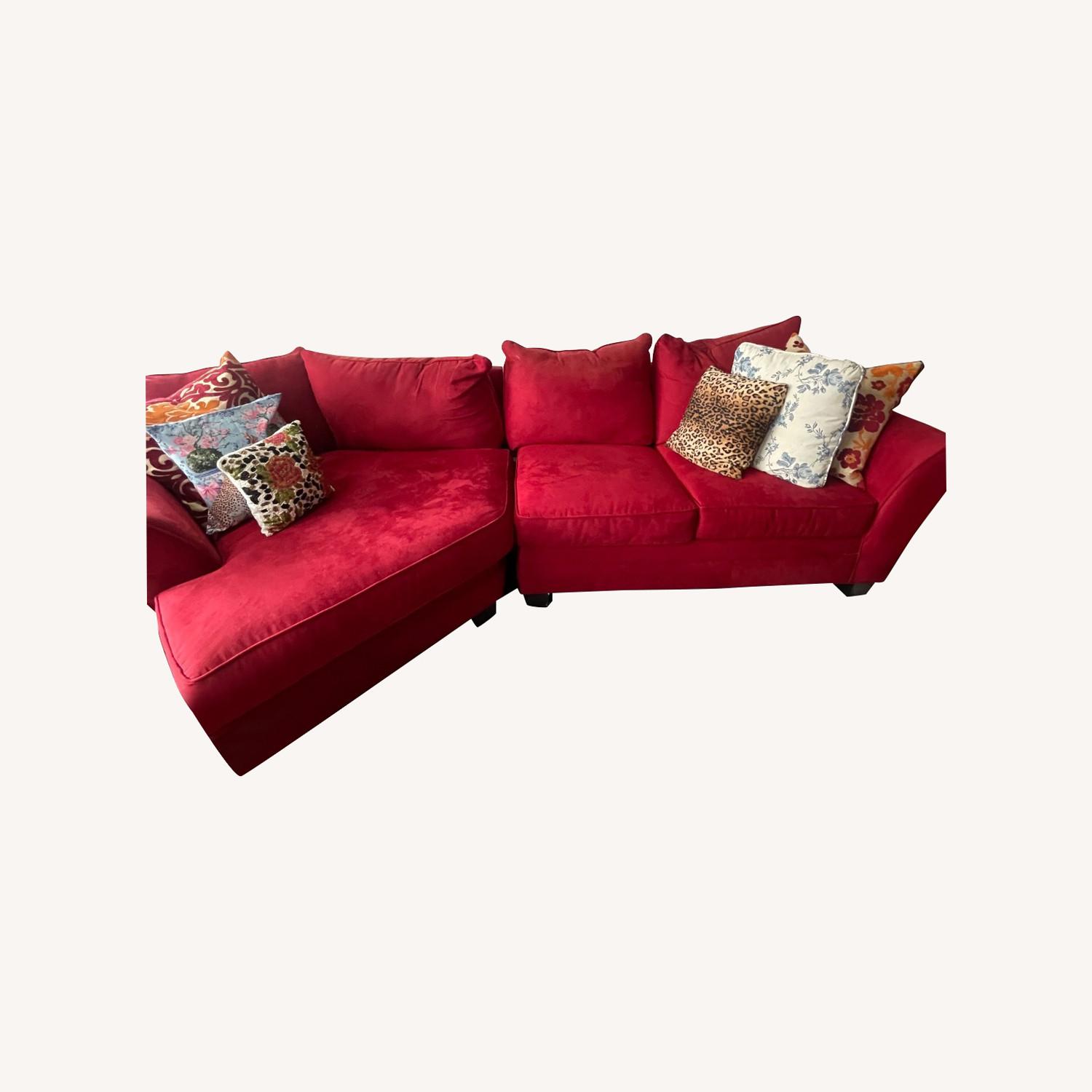 Raymour & Flanigan Cuddler Sectional - image-0