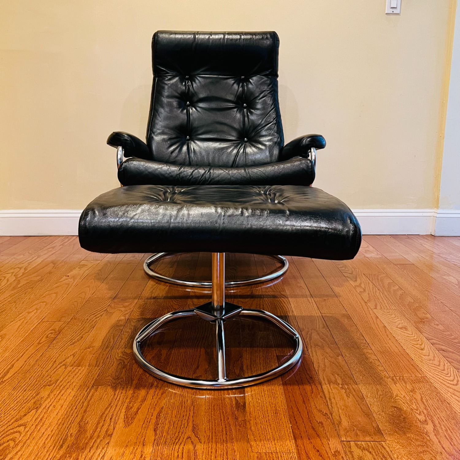 Vintage Plycraft Lounge Chair & Ottoman - image-4