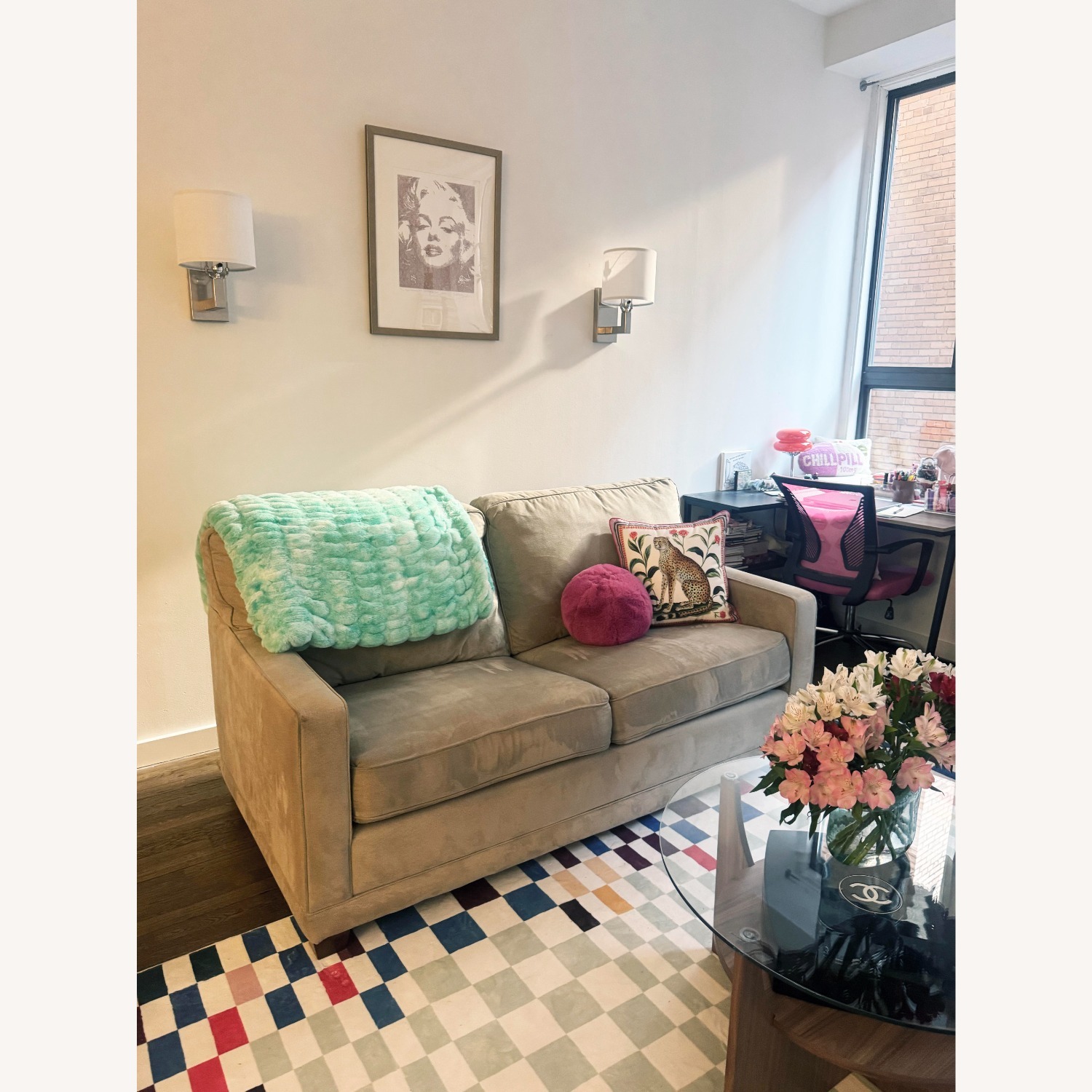 La-Z-Boy Light Gray Fabric Sleeper Sofa - image-5