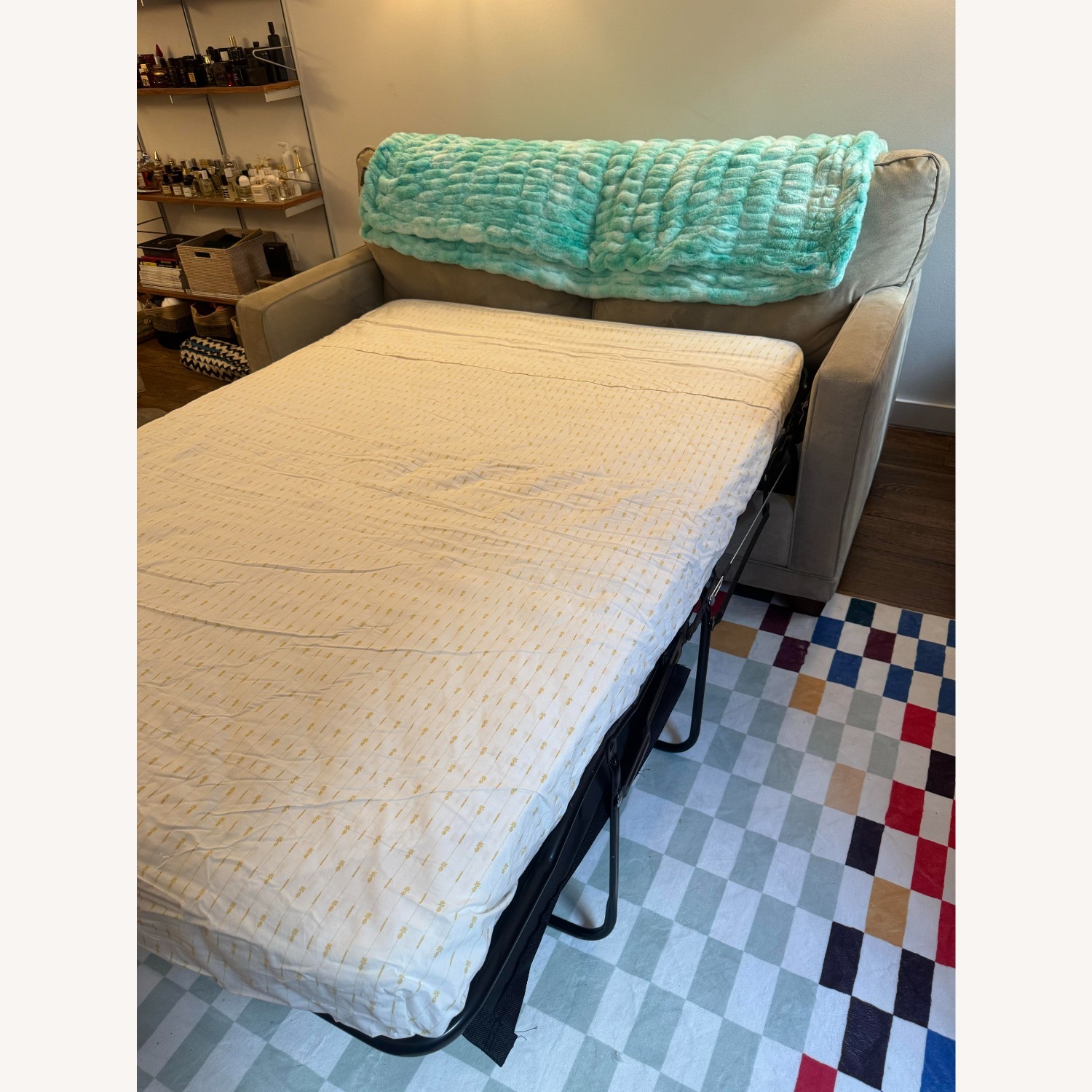 La-Z-Boy Light Gray Fabric Sleeper Sofa - image-6