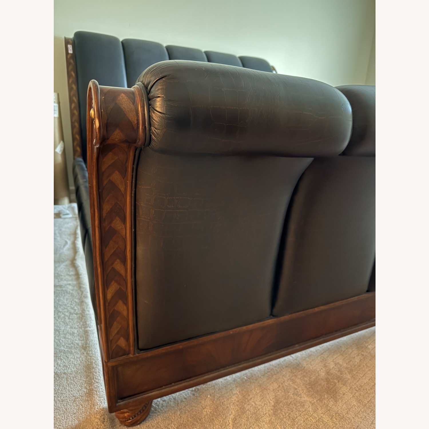 Bob Mackey High Quality King Size Bed - image-3