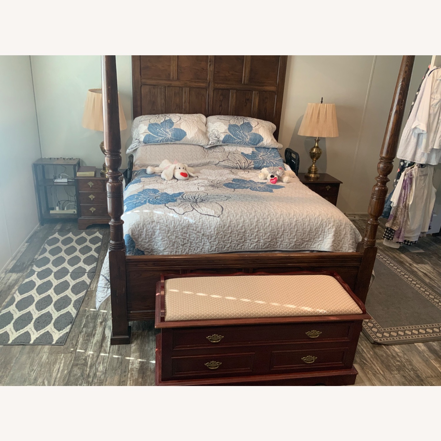 Natural Oak Wood Queen Bed - image-3