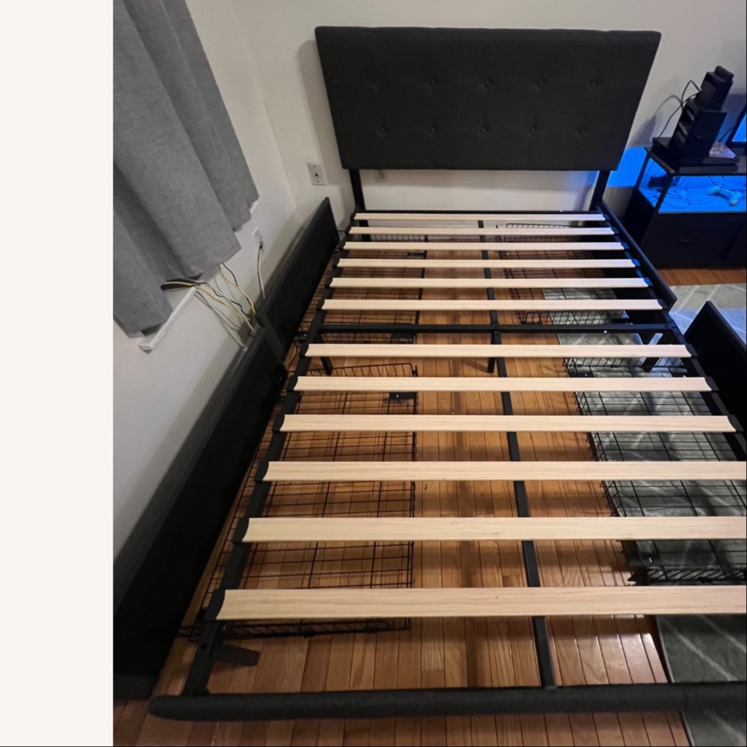 Wayfair Dark Gray Wood Full Bed - image-5