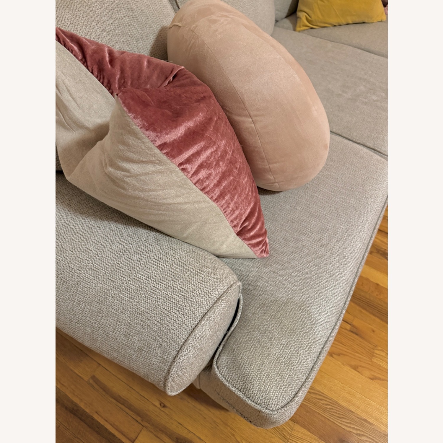 Raymour & Flanigan Shiloh Light Gray 3+ Seater Sofa - image-3