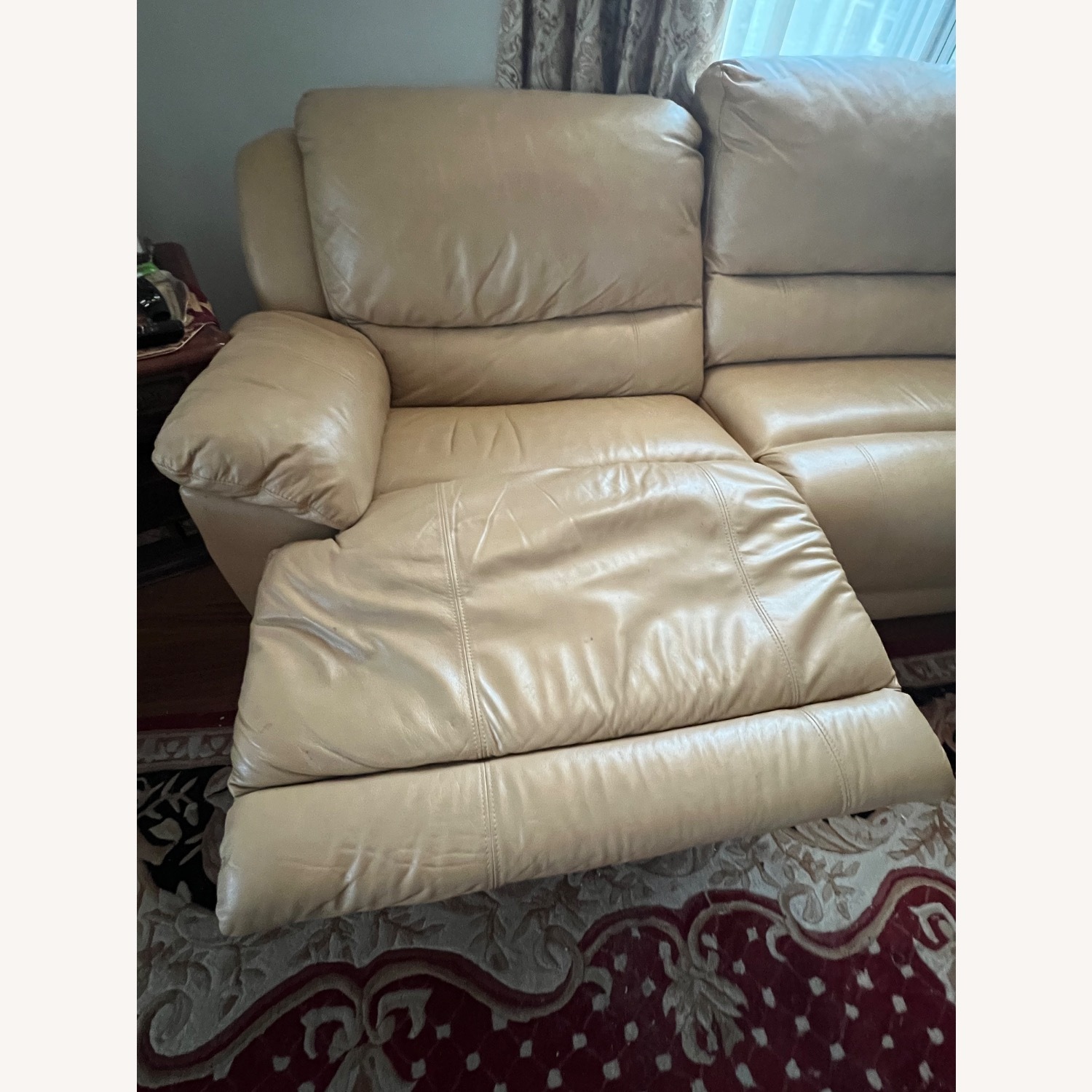 Contemporary Sectionals - image-7