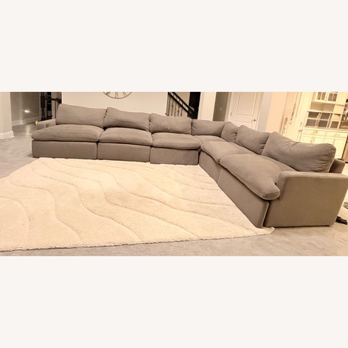 Used Bob's 6 pieces Sectional with 3 Recliners for sale on AptDeco