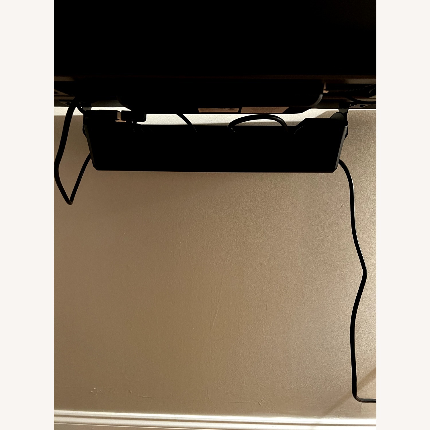 Vari Electric Standing Desk - image-5