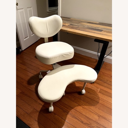 Used Pipersong Pro White Faux Leather Office Chair for sale on AptDeco