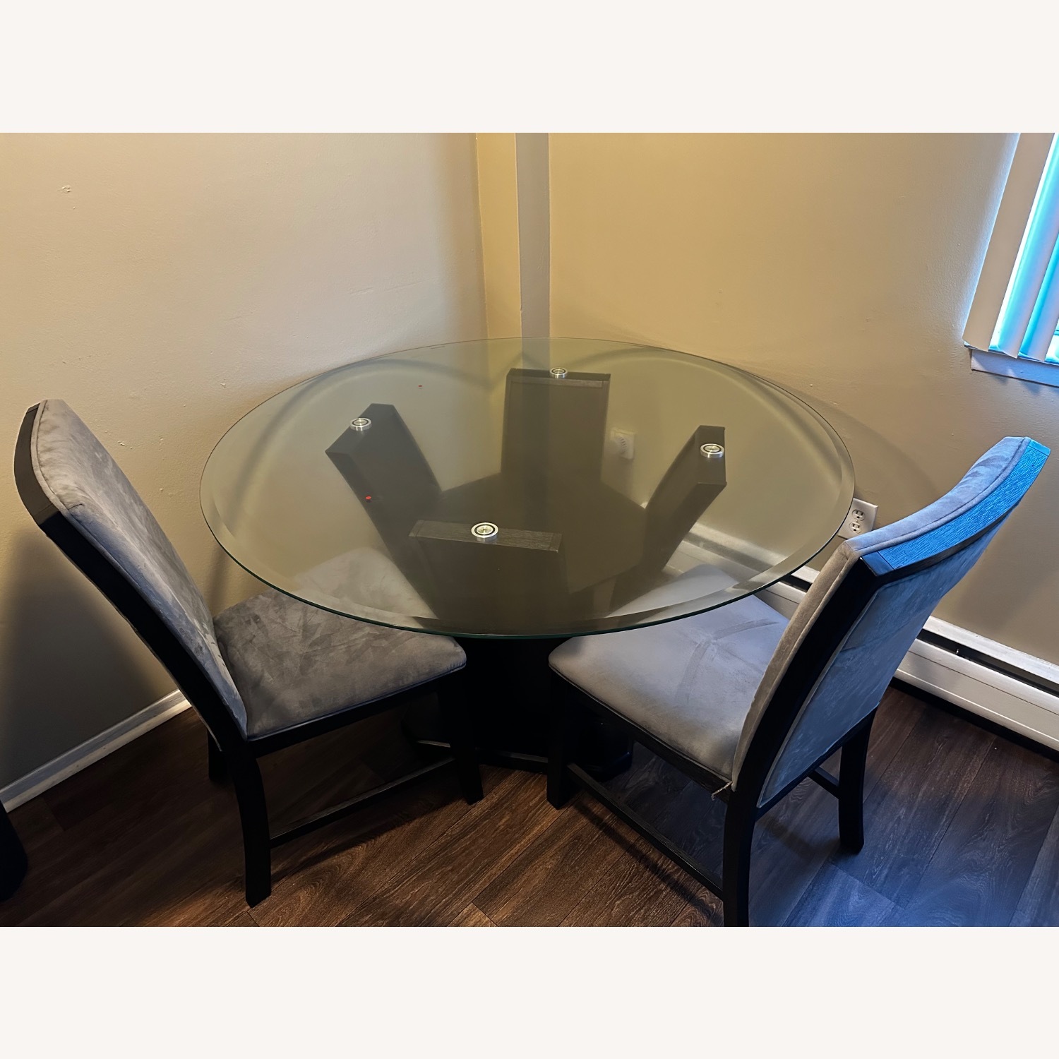 Bob's Discount Furniture Cosmopolitan Black Wood Dining Sets - image-1