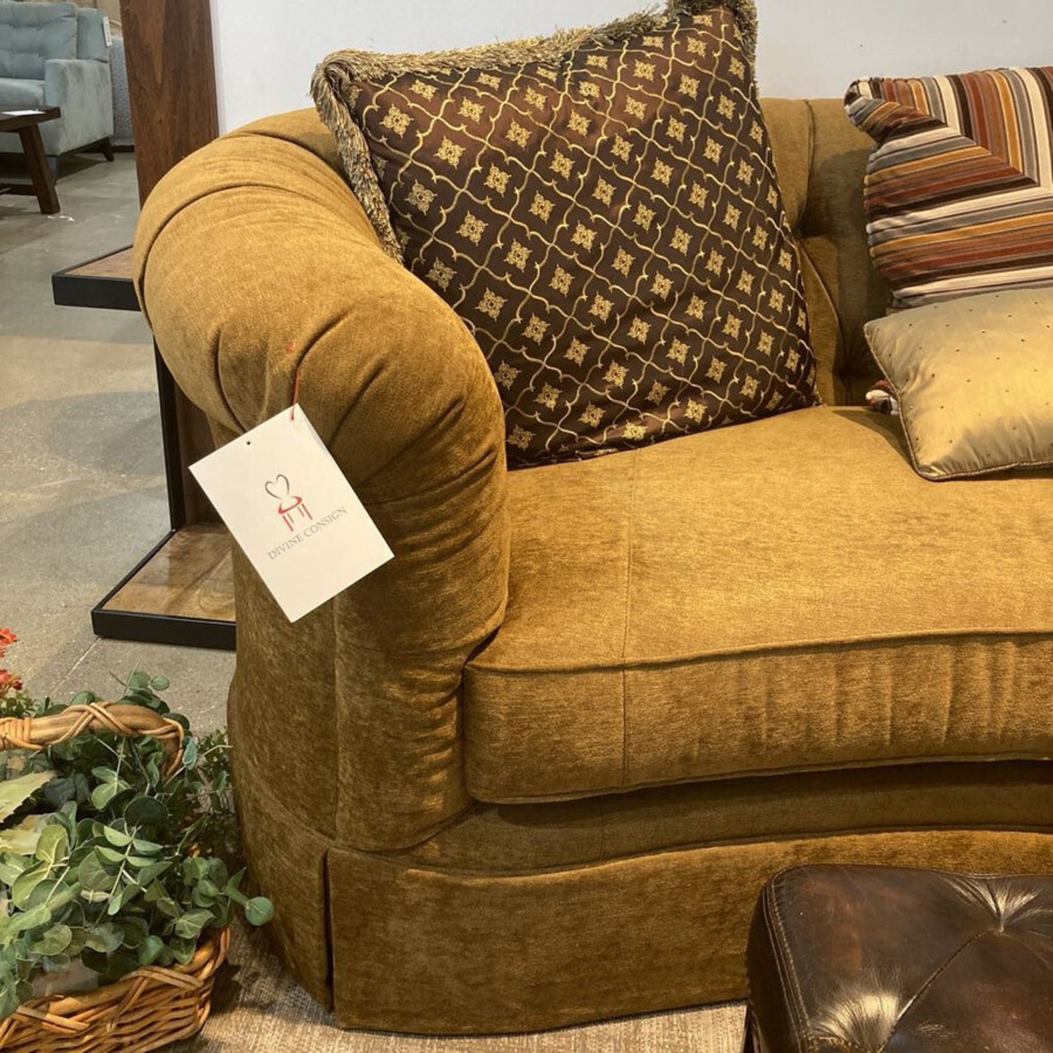 Custom Curved Sofa - image-4