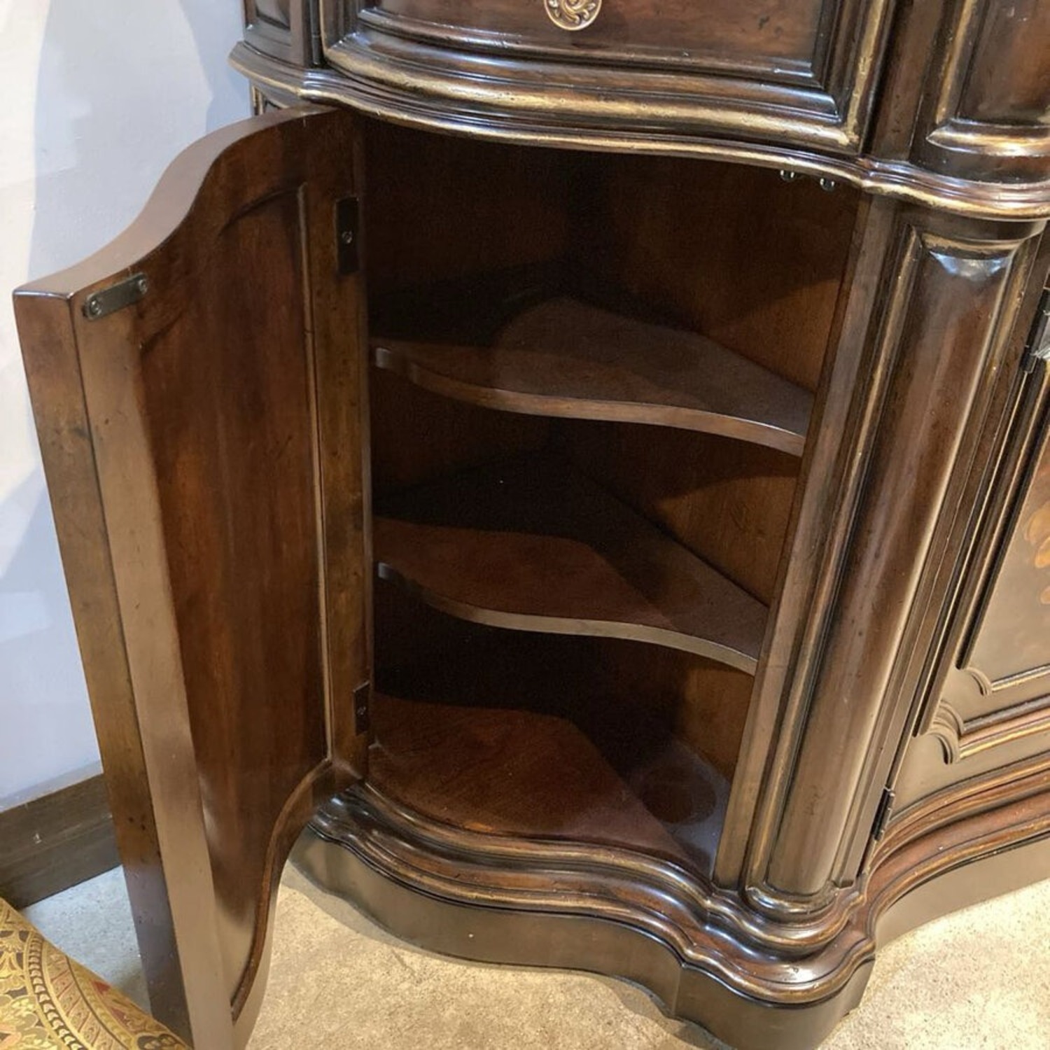 Trump Home Castello Buffet - image-4