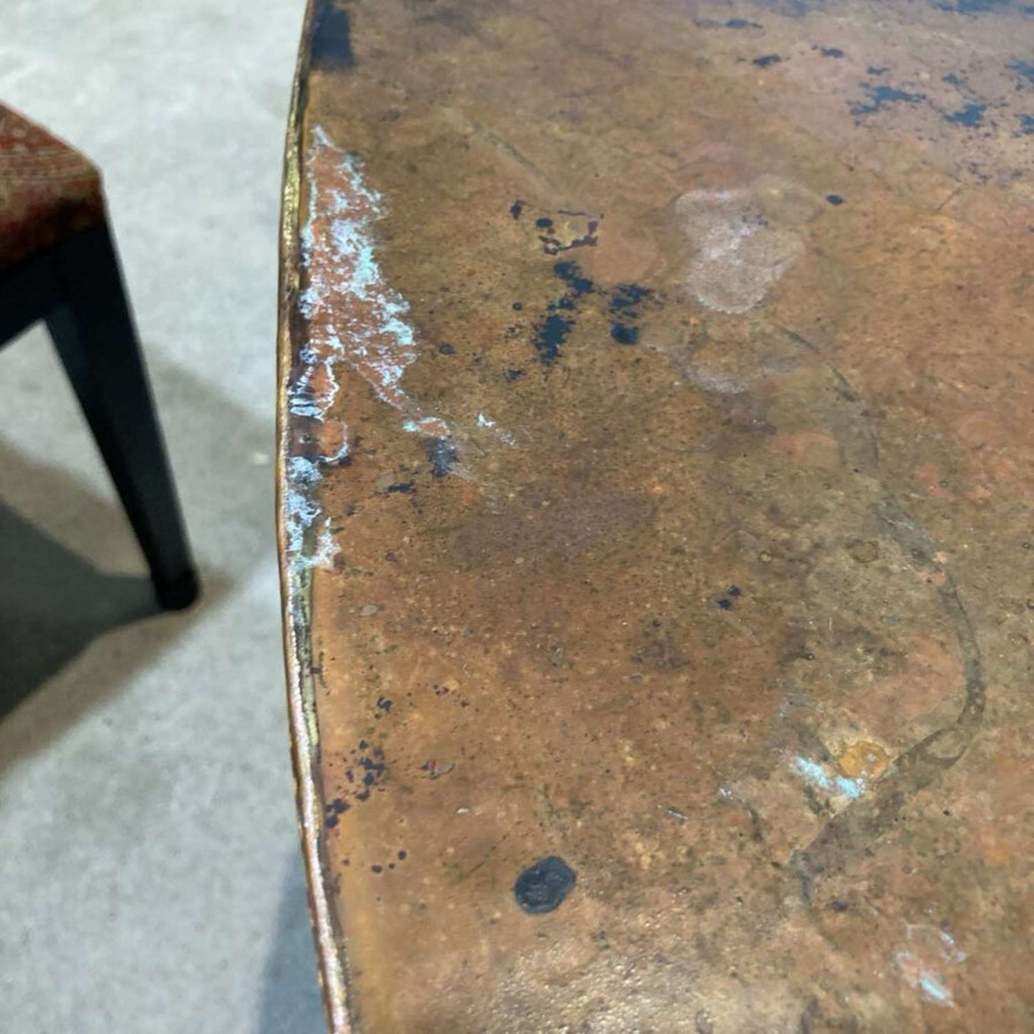 Arabesque Hammered Iron & Copper Oval Dining Table - image-9