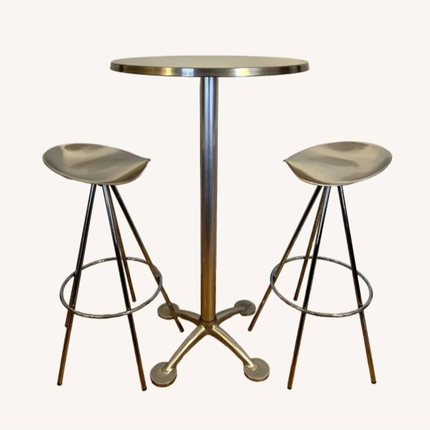 Pepe Cortés Jamaica Stools + Pensi High-Top Table - image-1