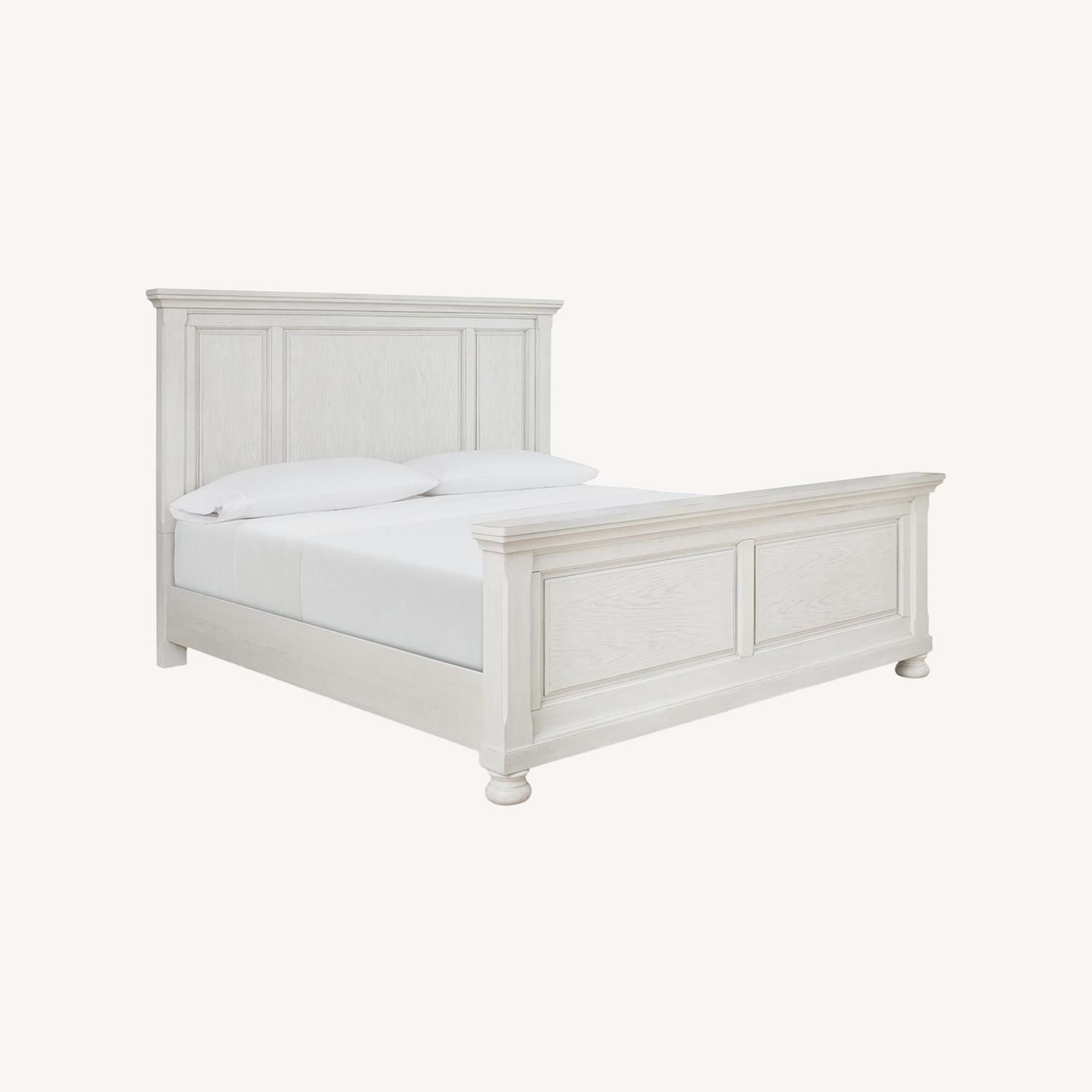 Ashley Furniture White Wood Queen Bed - image-0