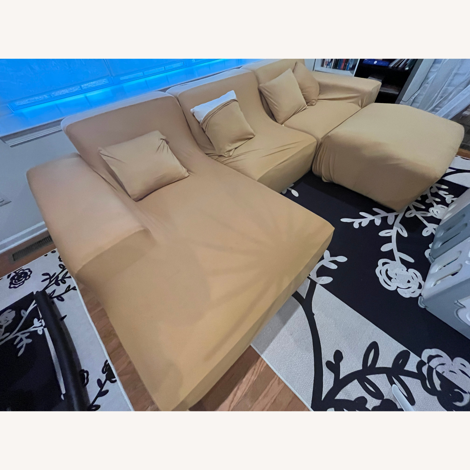 White and Yello 3+ Piece Sectional - image-1