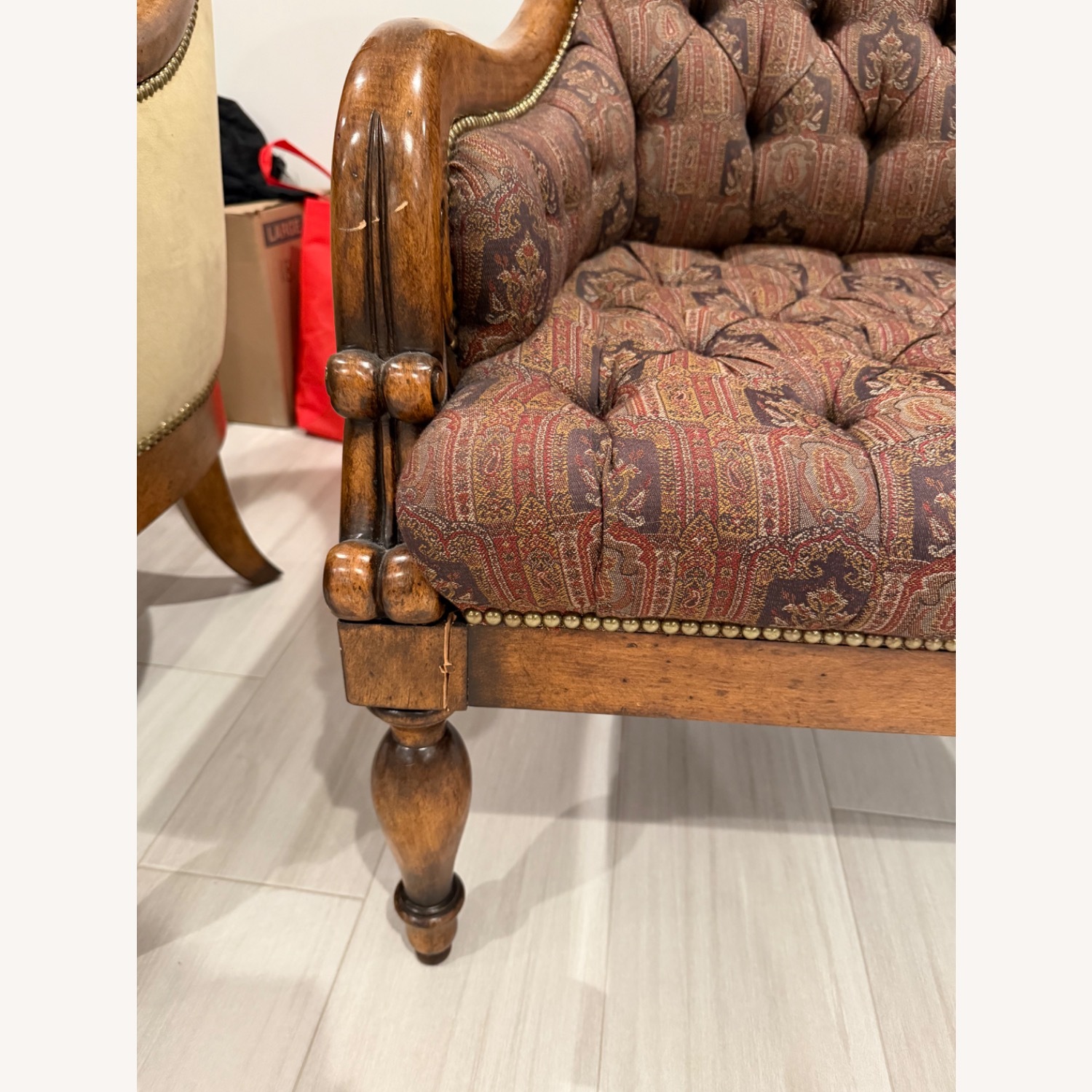 Louis Philippe Lounge Chair Accent Chairs - image-5