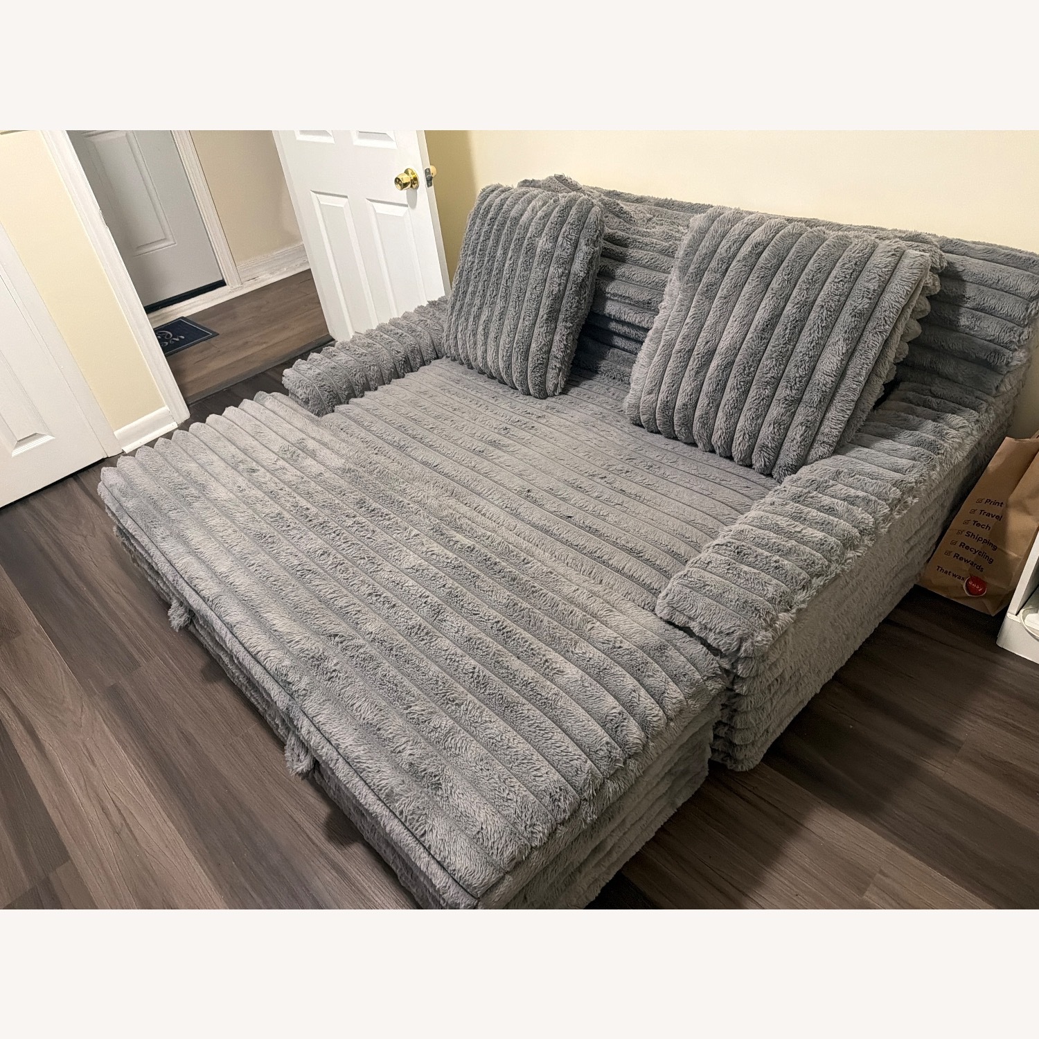 Thomasville Furniture Industries Sleeper Sofa - image-3