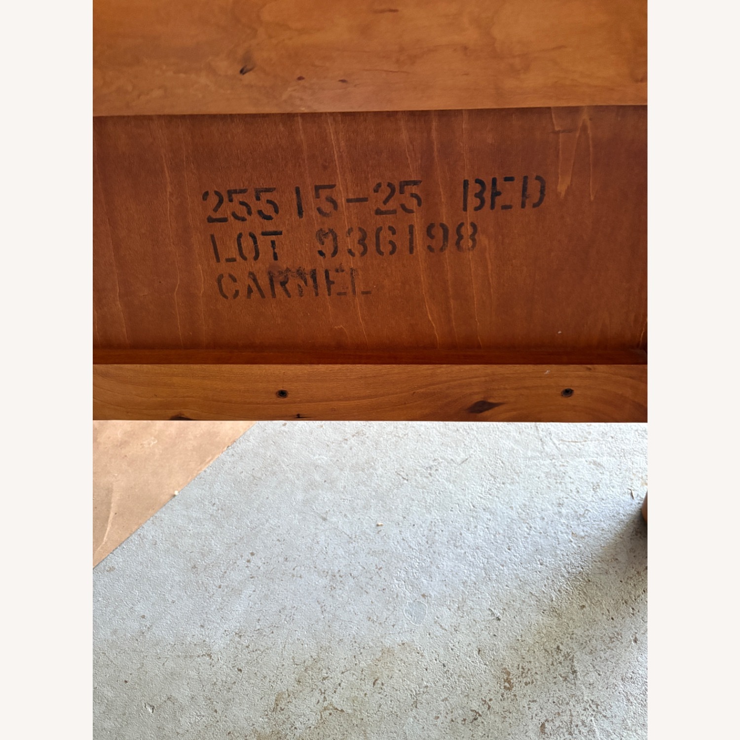 Hickory White Queen Satinwood Burl Bed - image-3